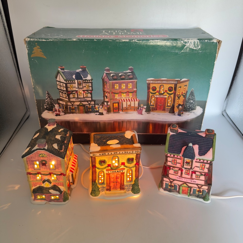 Vtg 1996 Trim A Home Holiday Memories 3pc Lighted Porcelain Christmas Village